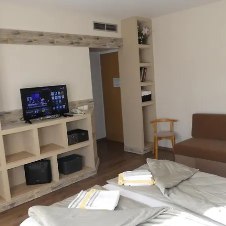 Karolina Apartman Lägenhet